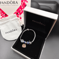PANDORA Cadena Corazón