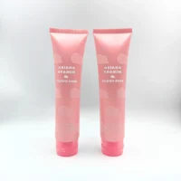 Ariana Grande Cloud Pink – Kit Perfume + Cremas Corporales (3pz)