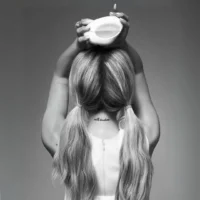 Ariana Grande 'Mod Vanilla' - 100ml EDP