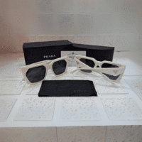 PRADA Lentes de Sol - Blanco Negro