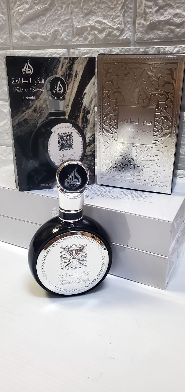 Lattafa Fakhar Pride Of Lattafa - 100ml EDP (Black)