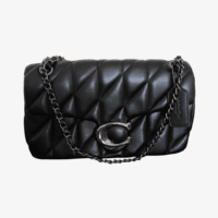 COACH Tabby 26 Bolsa de Hombro/Crossbody - Negra Acolchada