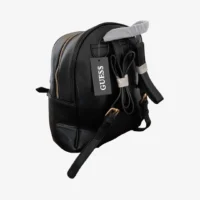 GUESS Mochila Cassie Quilted - Negra Acolchada