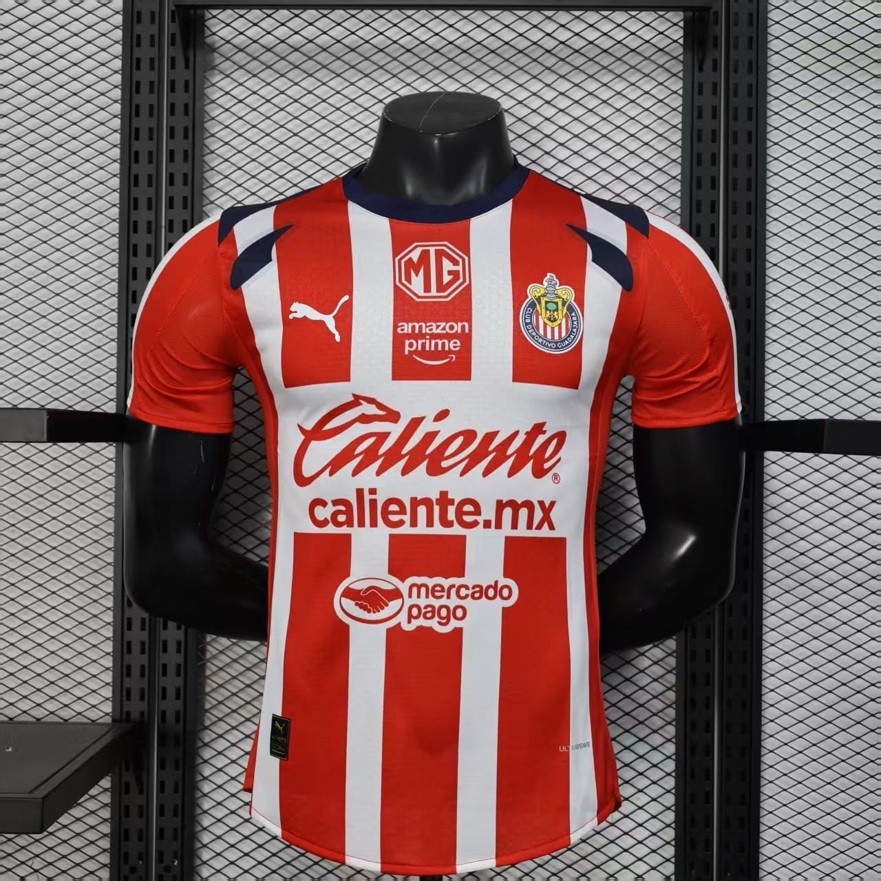 img_0076 Jersey Chivas local 25-26 PUMA