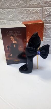 fc26bd8f-e1a6-481c-8b46-5b0222165a72 Carolina Herrera Good Girl Bowtastic Edition EDP 80ml Mujer - Moño Negro Edición Limitada
